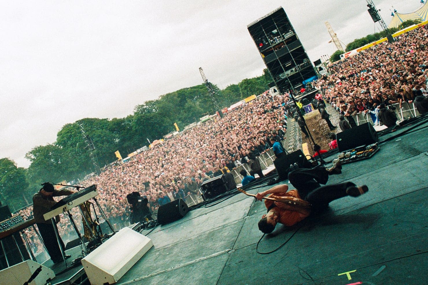 A main stage crowd at Reading and Leeds festival stretching back through the arena